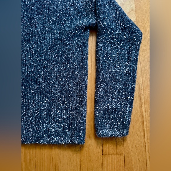 Garnet Hill sparkle v-neck holiday sweater, small - Picture 12 of 12
